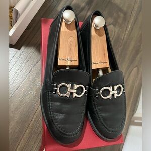Ferragamo, WIDE women’s dress shoes